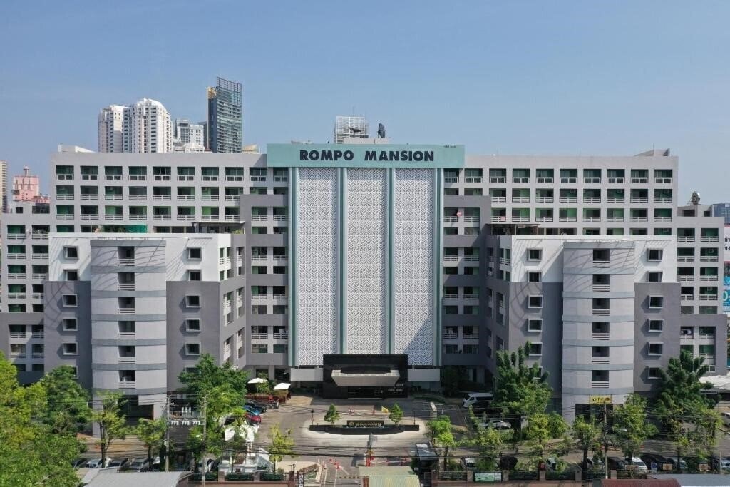 Апартаменты Rompo Mansion 3*