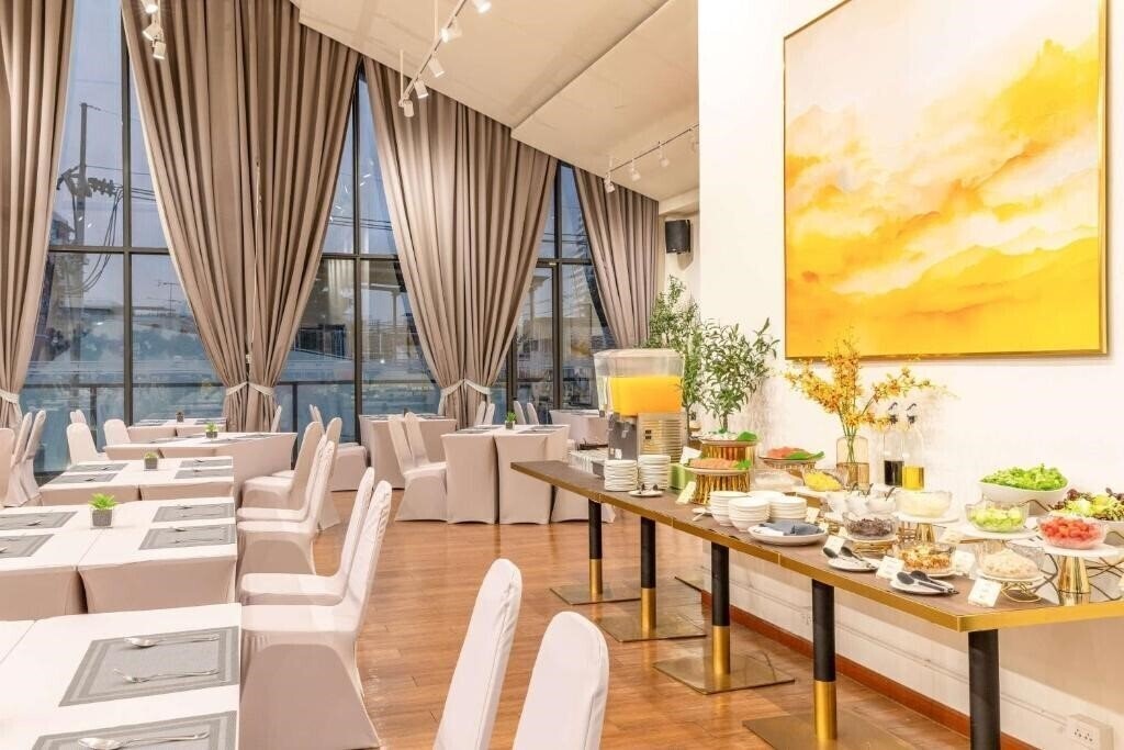 Изображение Surestay by Best Western Iconic Ari-Jatujak 4*