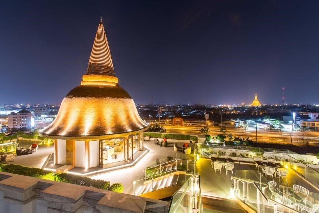 Отель Mida Grande Hotel Dhavaravati Nakhon Pathom 4*