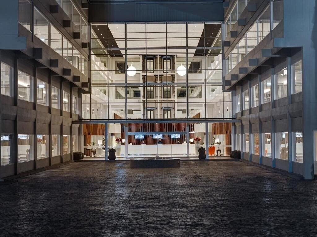 Фотографія S Ram Leisure Hotel 5*