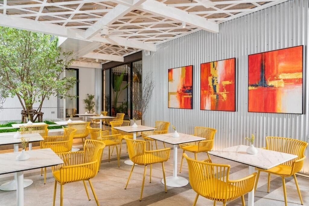 Территория Hotel Bangkokian 2*