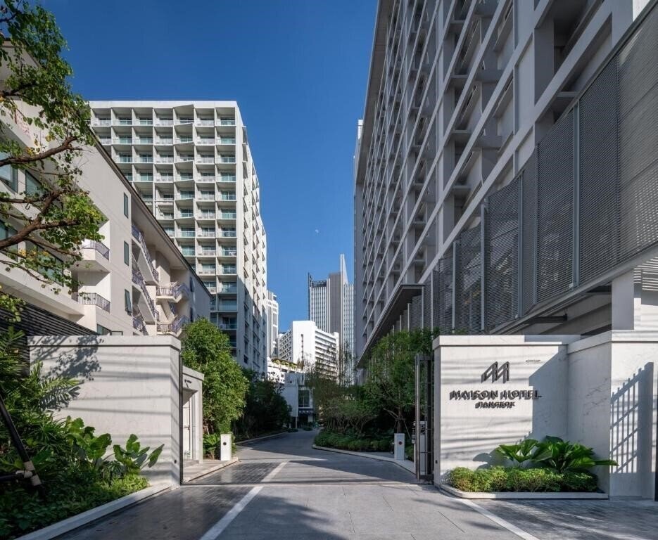 Готель Maison Hotel Bangkok 5*