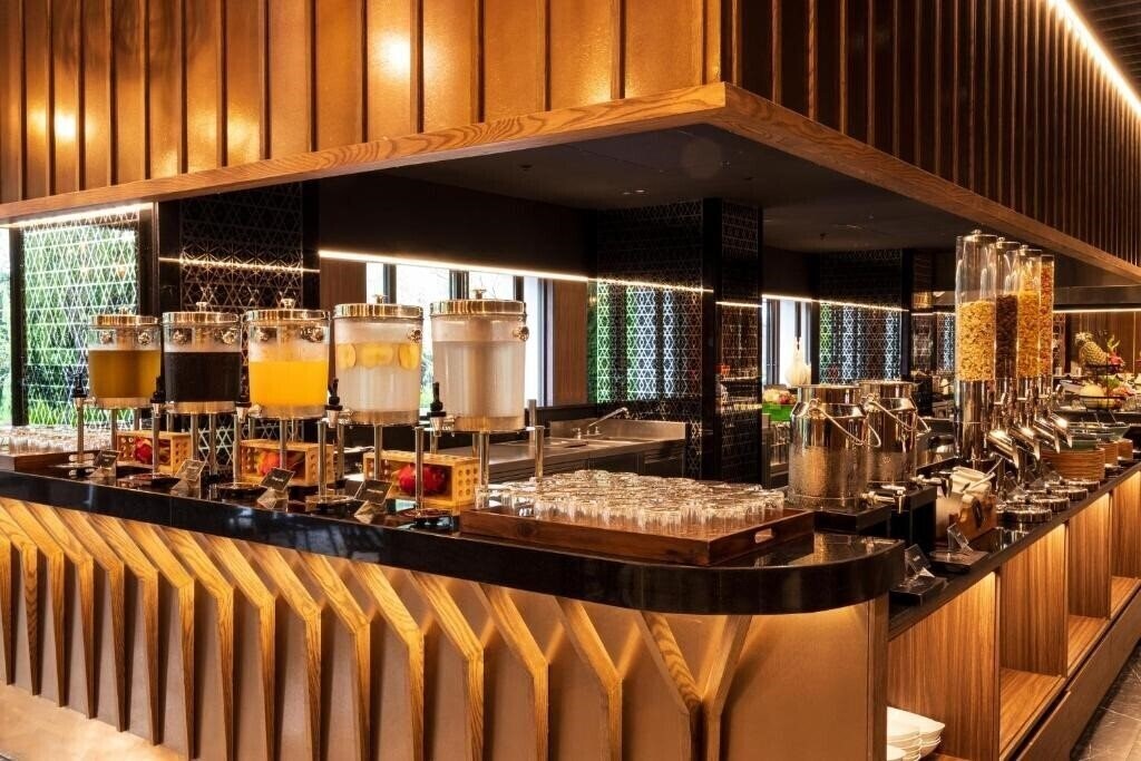 Панорама Maison Hotel Bangkok 5*