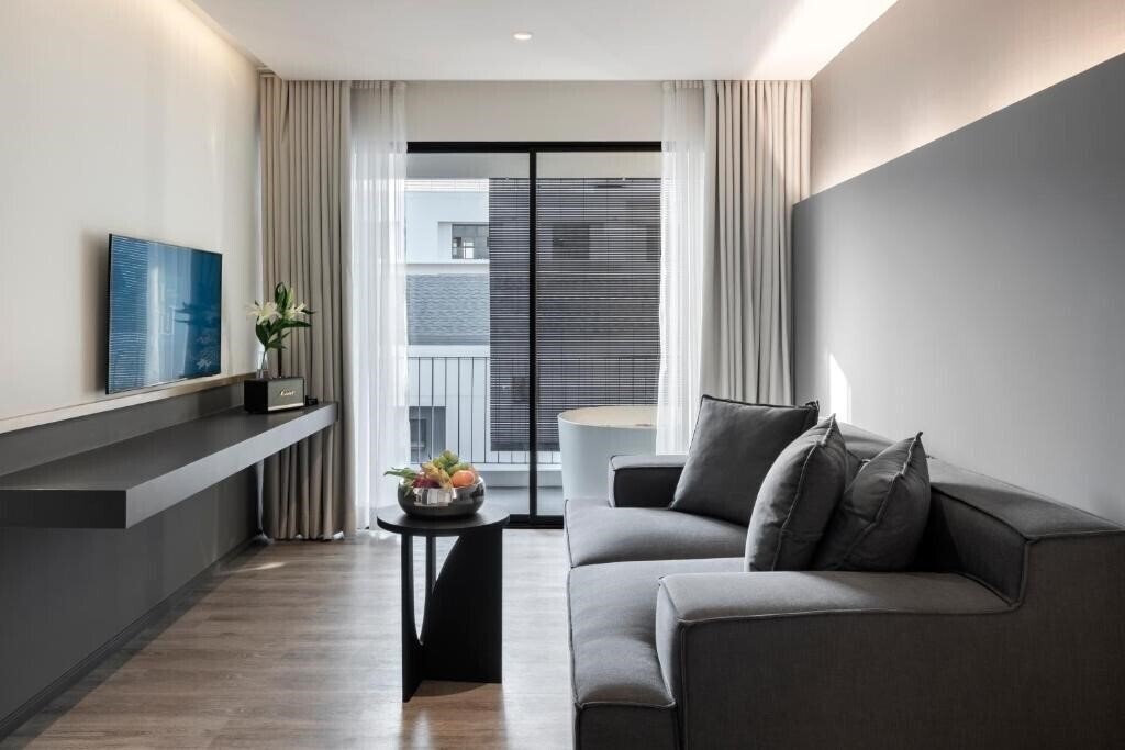 Територія Lilit Bang Lumphu Hotel 3*