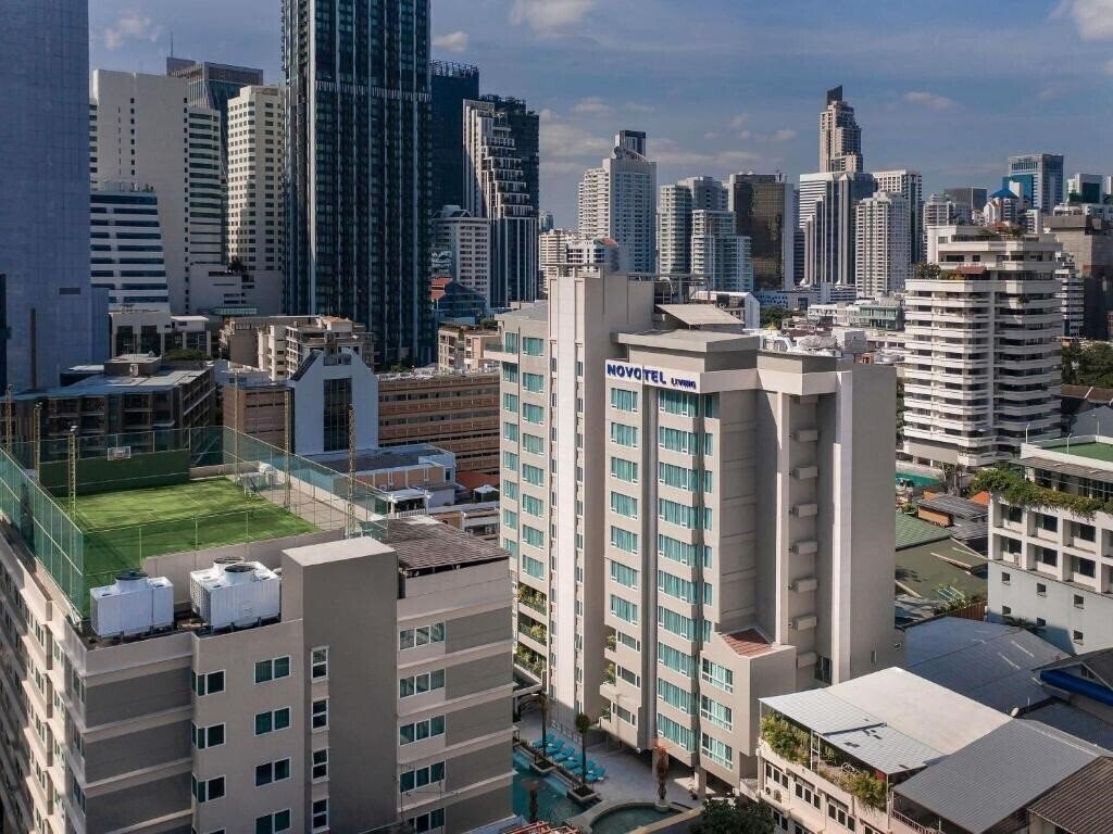 Фото Novotel Living Bangkok Sukhumvit Legacy 4*