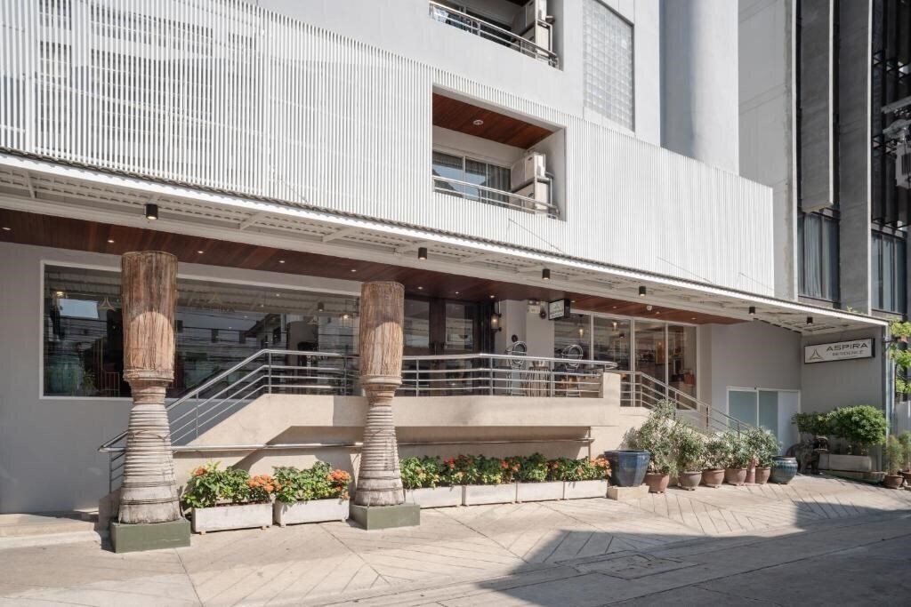 Готель Aspira Residence Ruamrudee 4*
