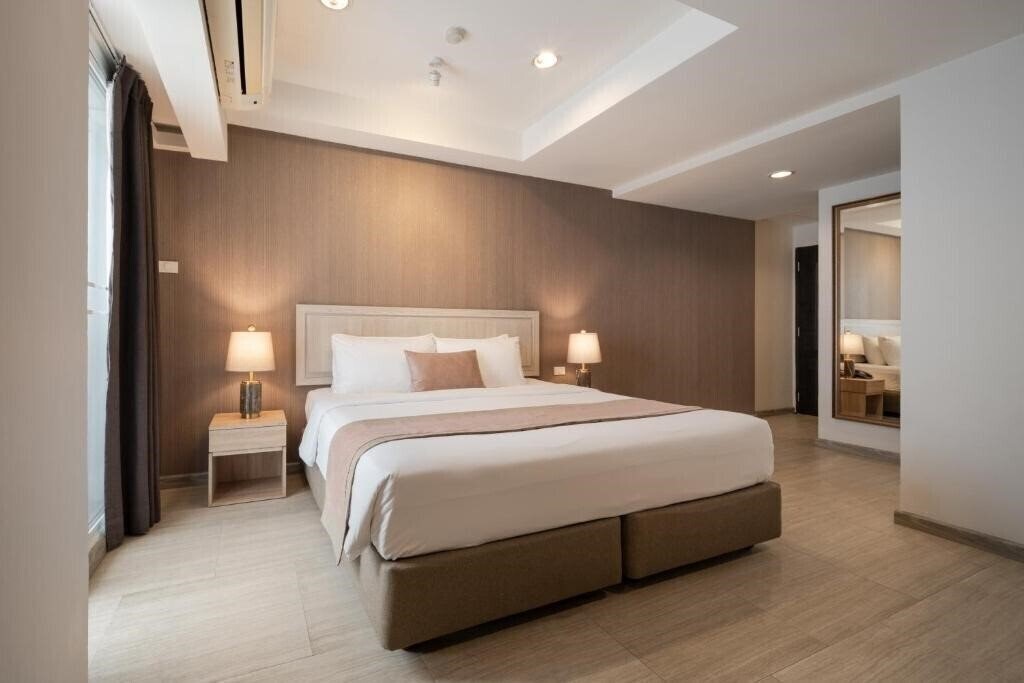 Фотографія Aspira Residence Ruamrudee 4*