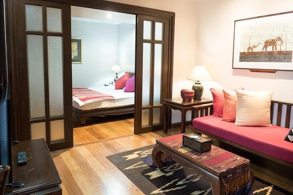 Отель Siam Heritage Boutique Suites 4*