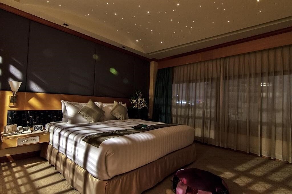 Панорама Bossotel Bangkok 3*