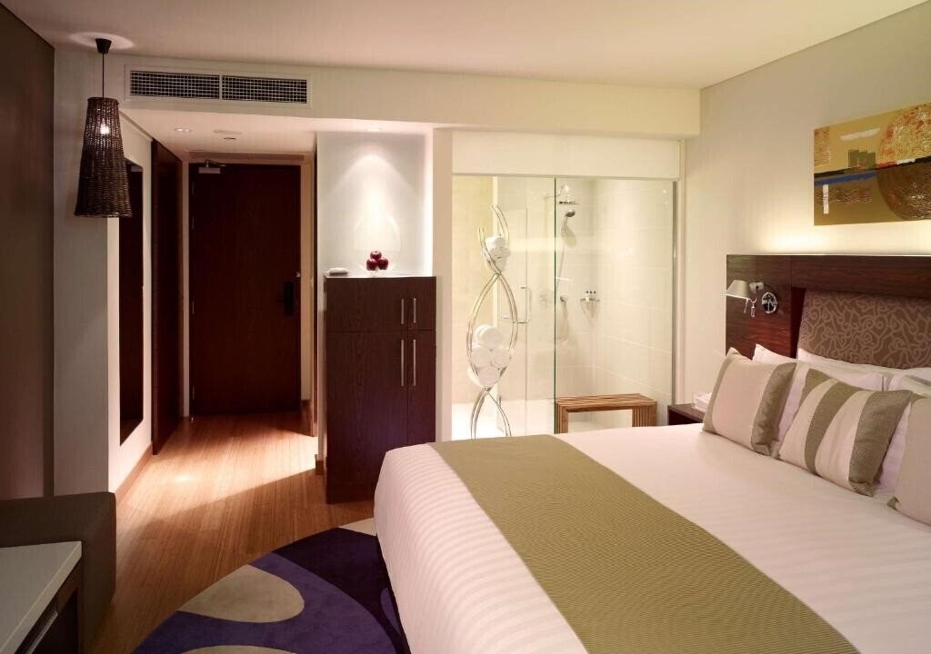 Вид Park Plaza Sukhumvit Bangkok 4*