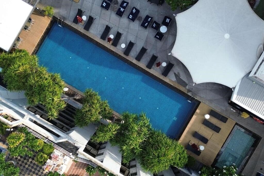 Панорама Park Plaza Bangkok Soi 4*