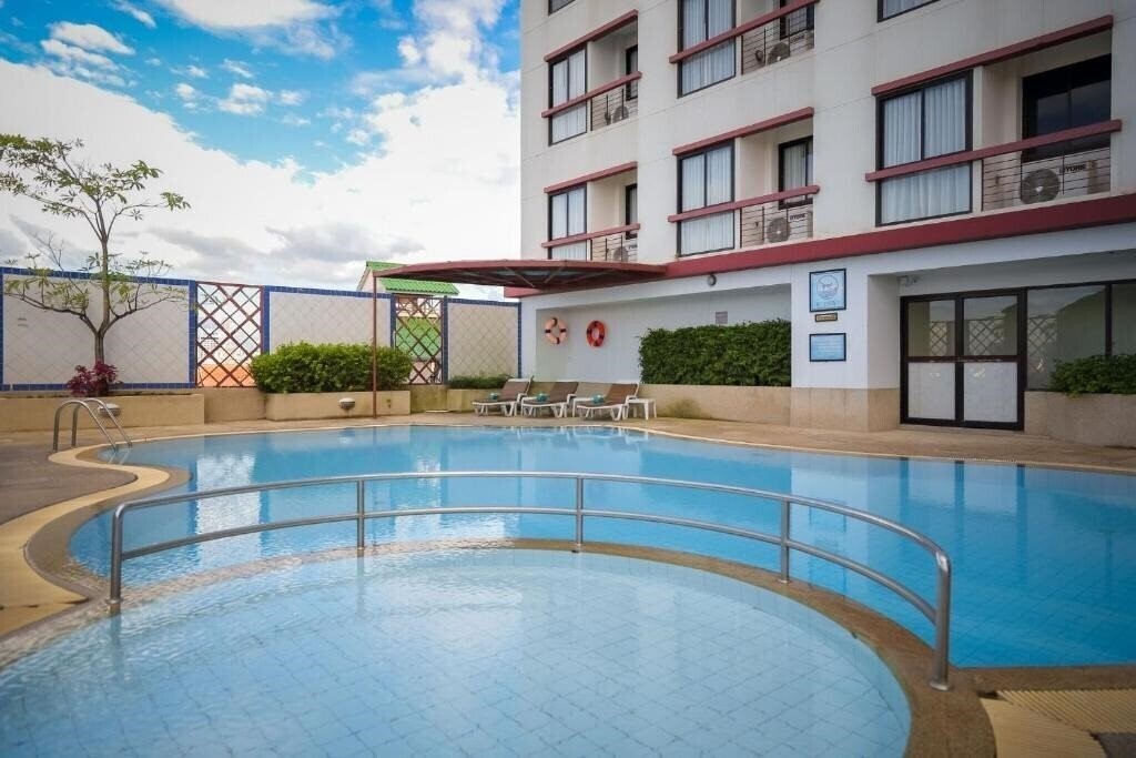 Апартаменты Amora Hotel Tapae Chiang Mai 4*