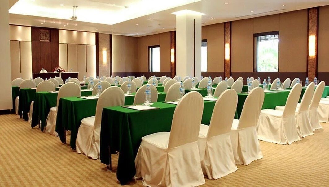 Панорама Amari Rincome 4*