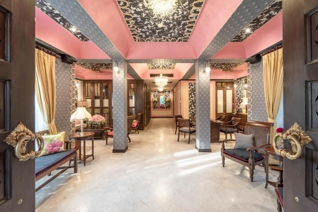 Панорама Puripunn Baby Grand Boutique Hotel 5*