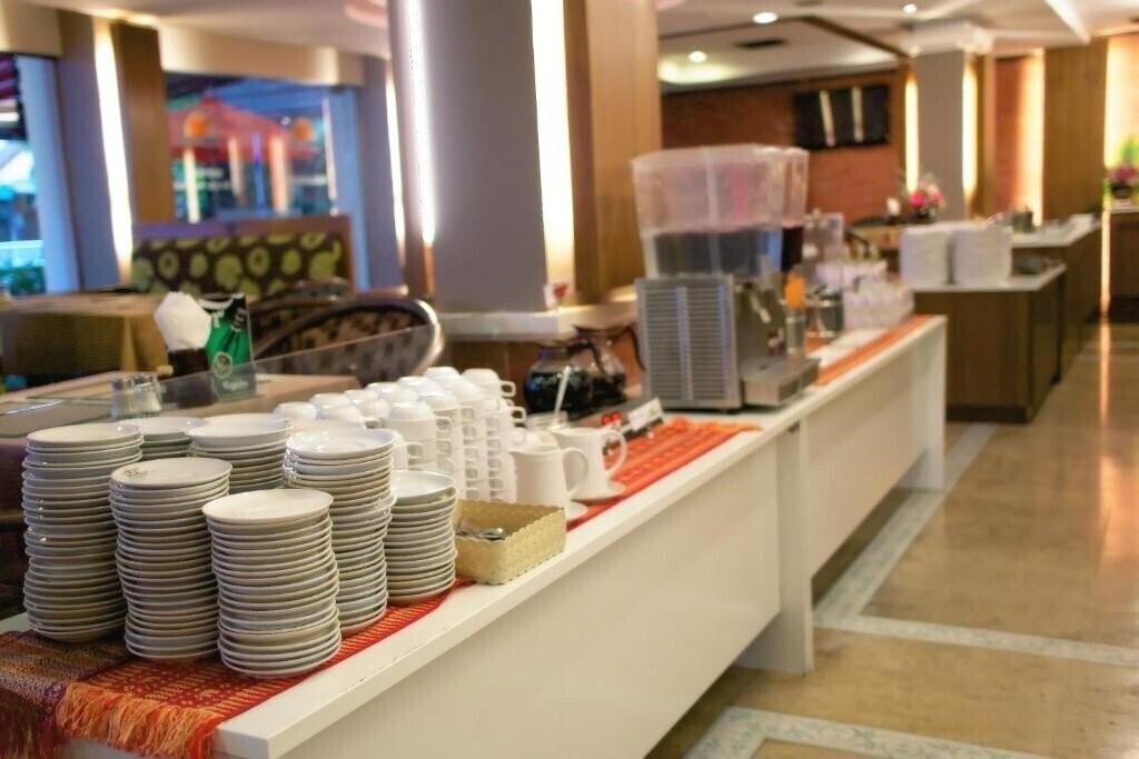 Апартаменты Chiangmai Gate Hotel 3*