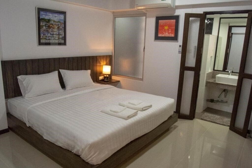 Вид The 168 Gallery Residence And Hotel 2*