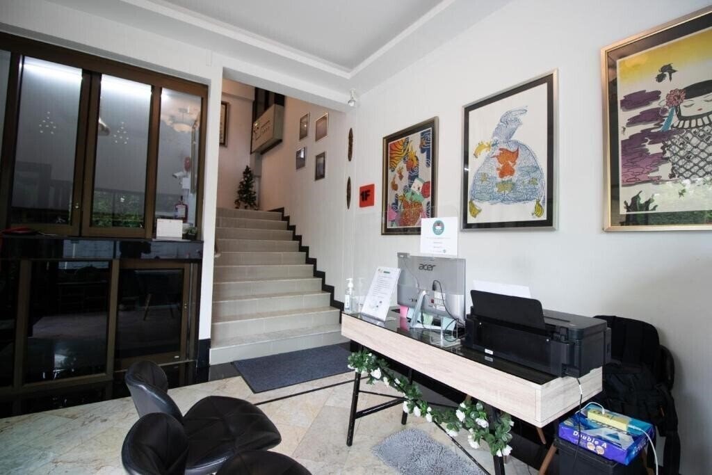 Территория The 168 Gallery Residence And Hotel 2*