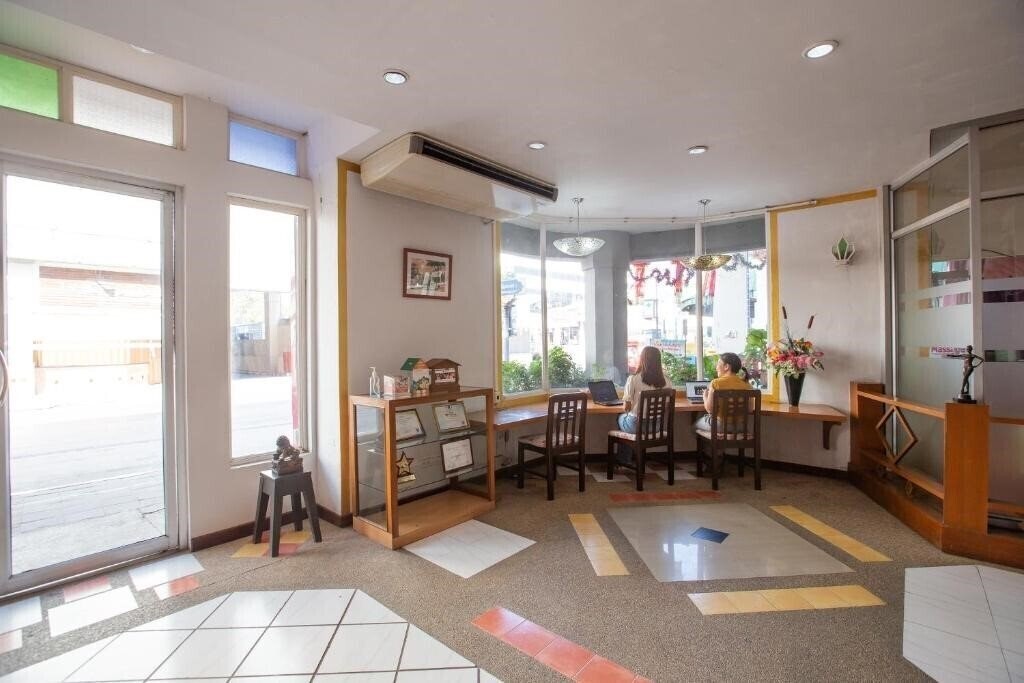 Изображение Night Bazaar Place 2*