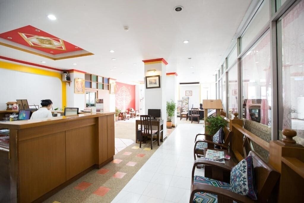 Территория Night Bazaar Place 2*