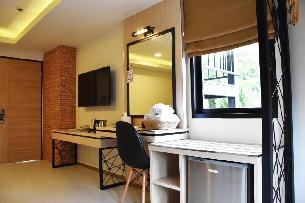 Картинка Tuck Me In 3*