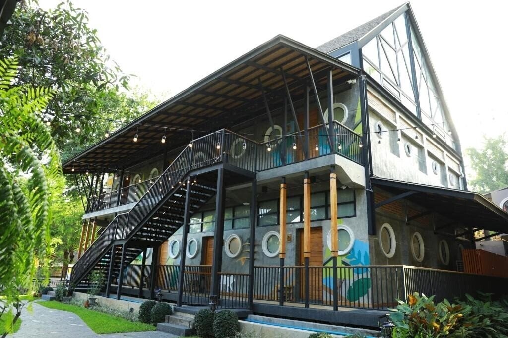 Панорама Yellow Pillow Hotel 3*