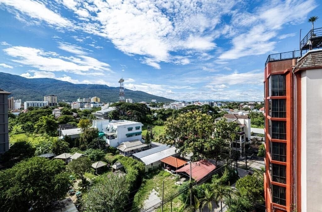 Вид X2 Vibe Chiang Mai 4*