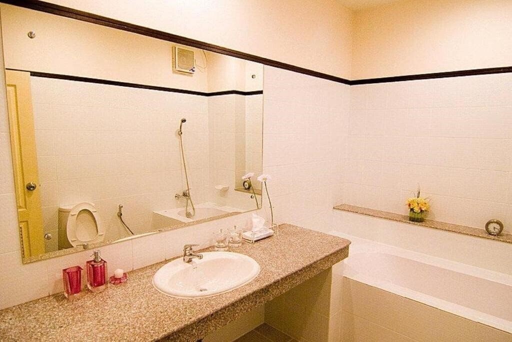 Апартаменты Baiyoke Ciao Hotel 3*