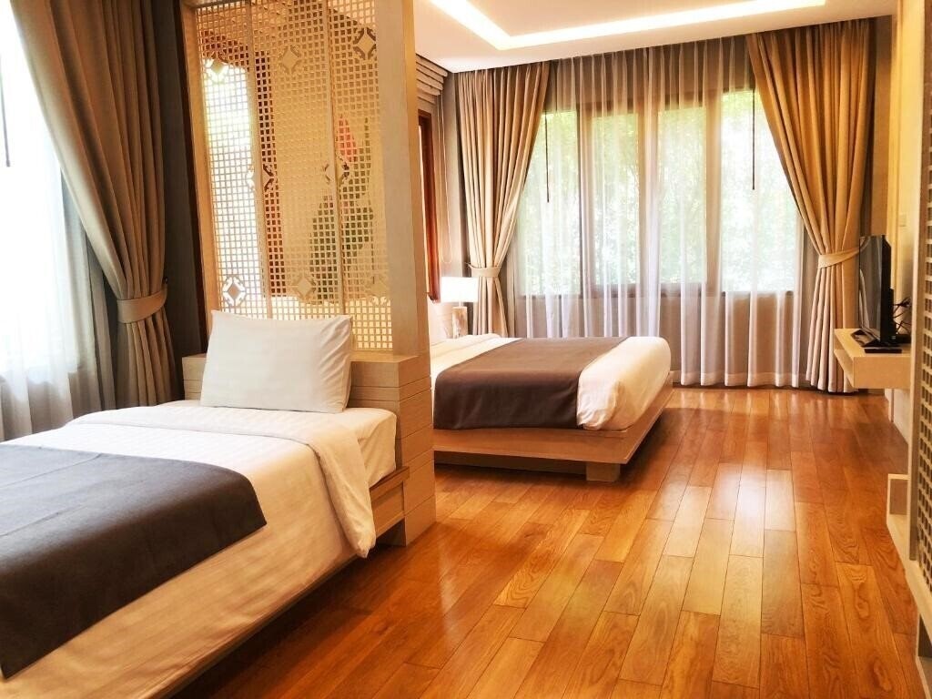 Панорама Chu Hotel 3*