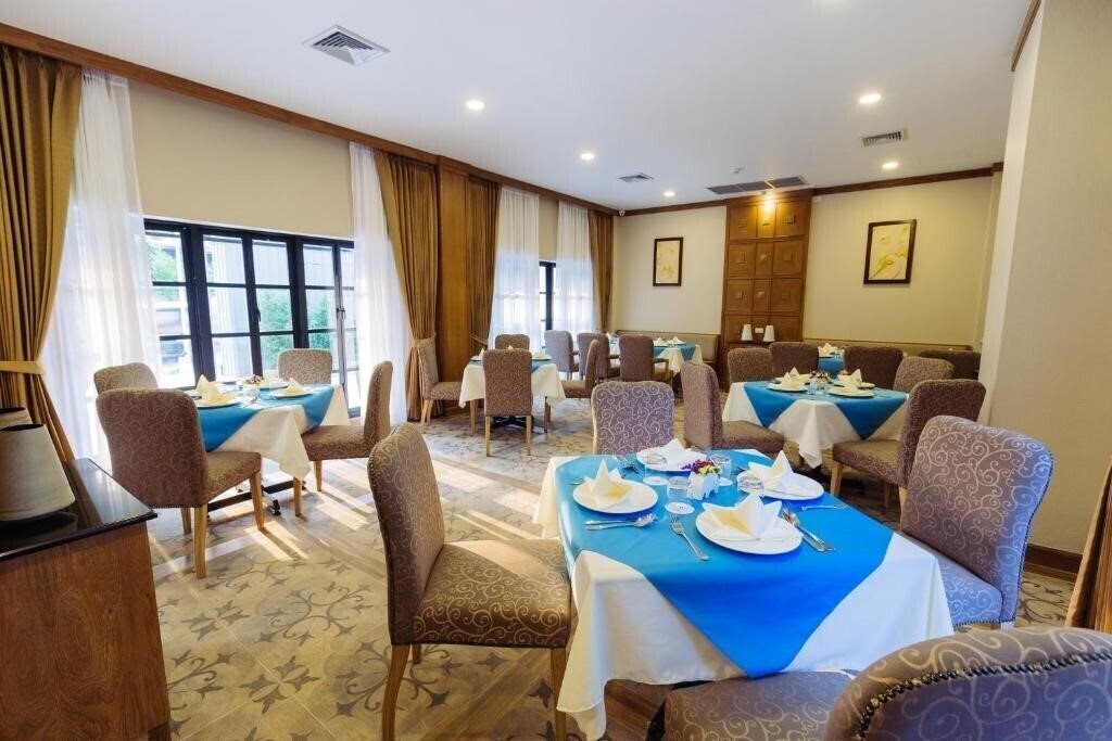 Панорама De Charme Hotel 3*