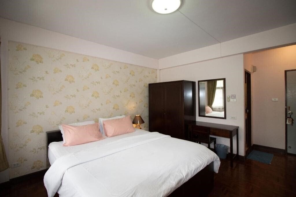 Отель Sabai House 2*