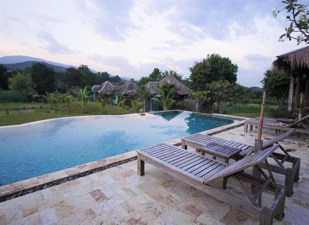 Панорама Hideaway By Zuzu 4*