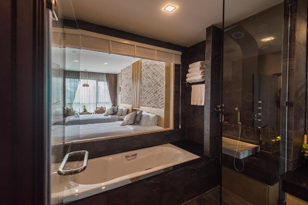 Апартаменты North Hill City Resort 4*