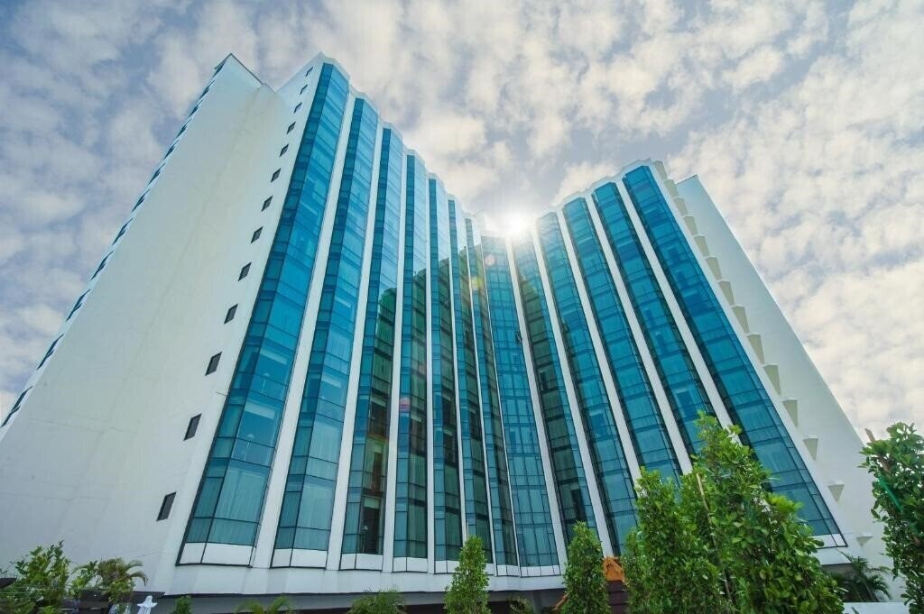 Территория Empress Chiang Mai 4*