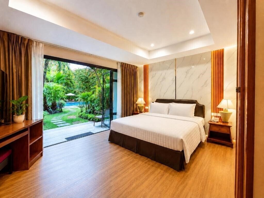 Вид Nova Park Hotel 3*