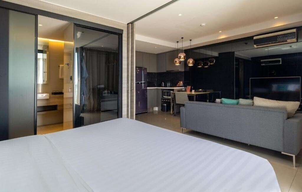Территория Seaphere Pattaya Hotel by Elite Suites 4*