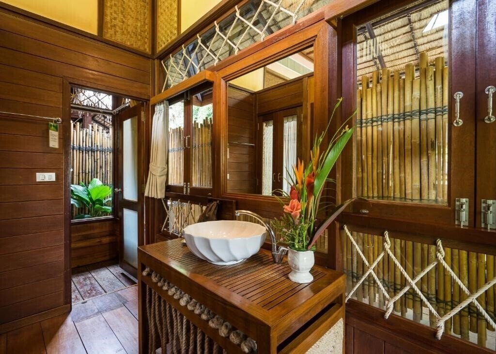 Вид The Float House River Kwai 4*