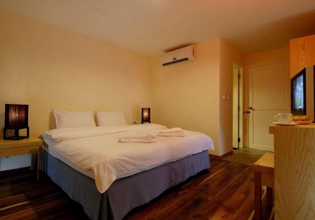 Территория Jerung Hotel Khaolak 2*