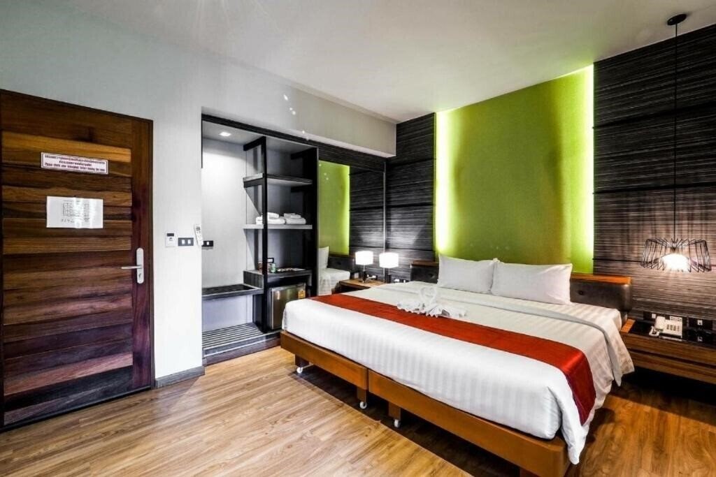 Панорама The Glory Gold Boutique Hotel 3*