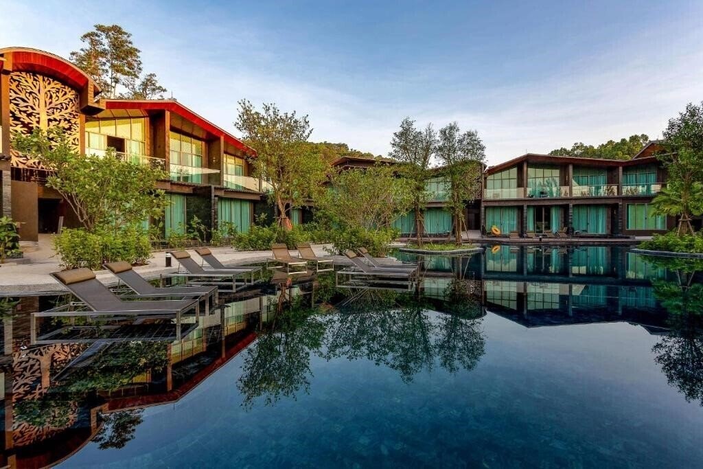 Готель Kalima Resort & Villa Khaolak 5*