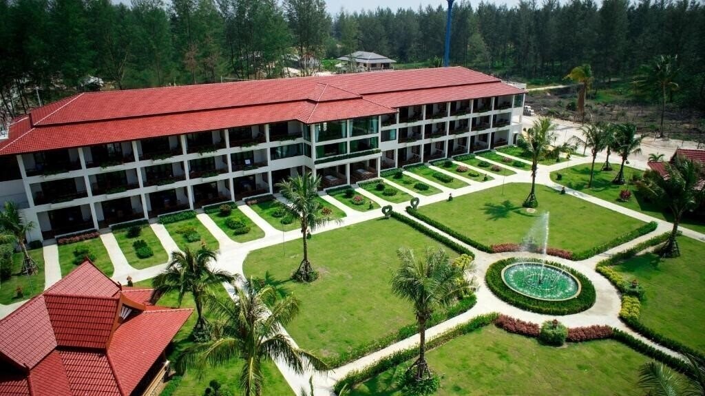 Готель The Sunset Beach Resort Koh Kho Khao 3*