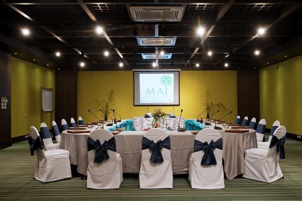Вид Mai Khao Lak Beach Resort & Spa 5*