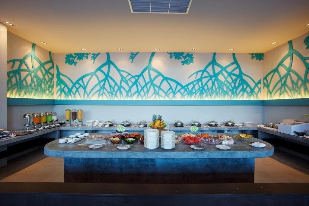 Апартаменты Mai Khao Lak Beach Resort & Spa 5*