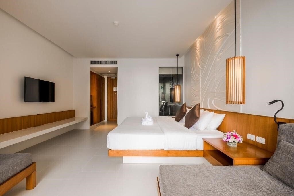 Панорама G Hua Hin Resort And Mall 4*