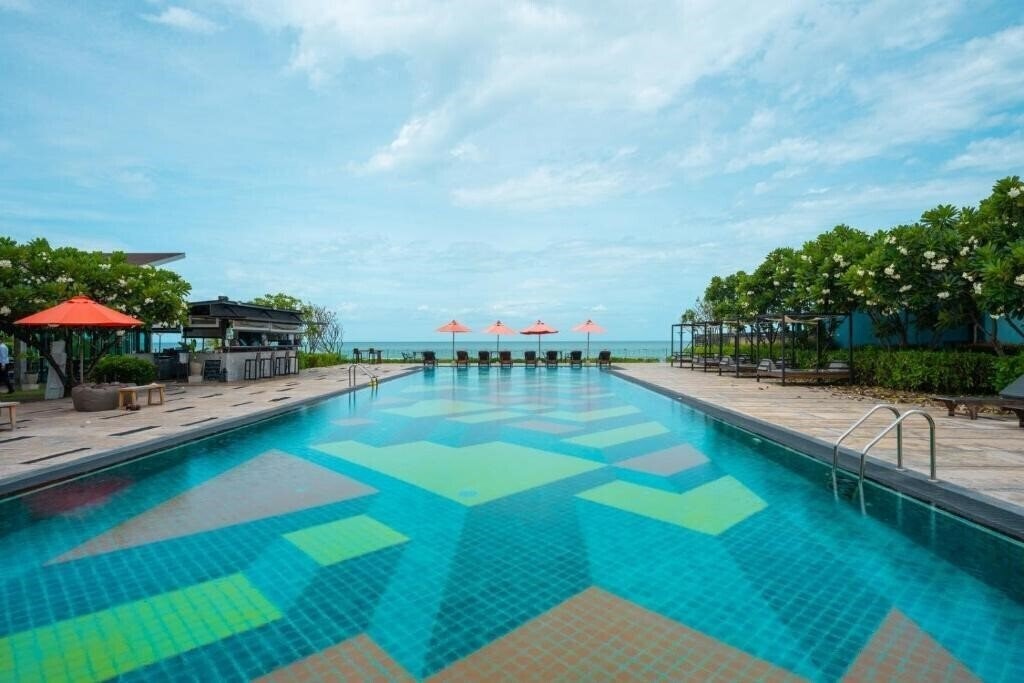 Готель Coral Tree Villa Hua Hin 4*