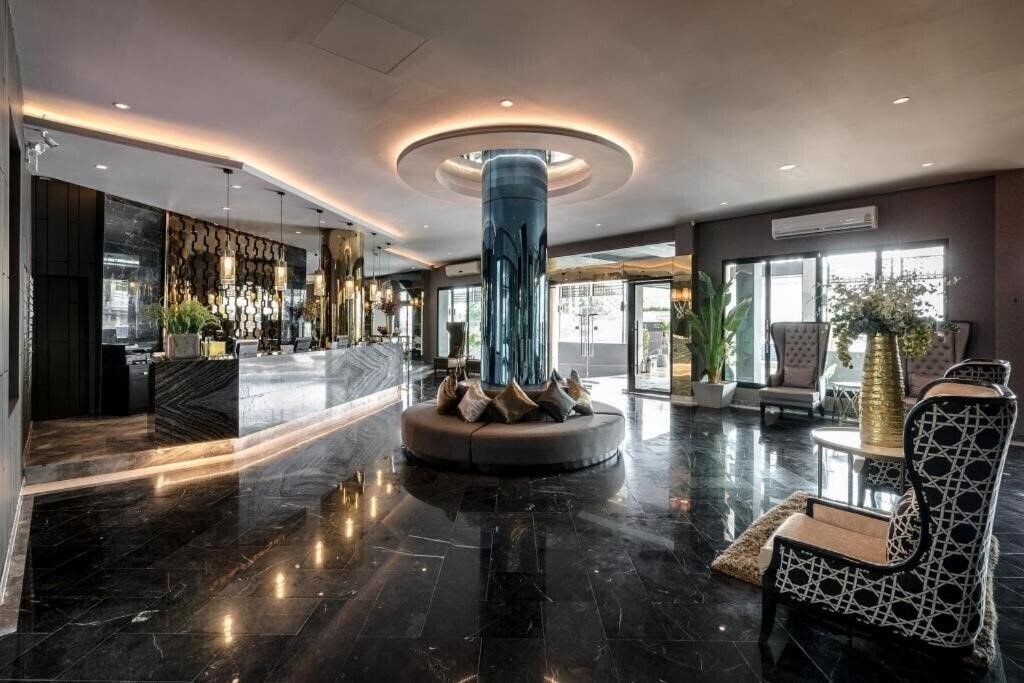 Вид Hinn Namm Hotel 3*