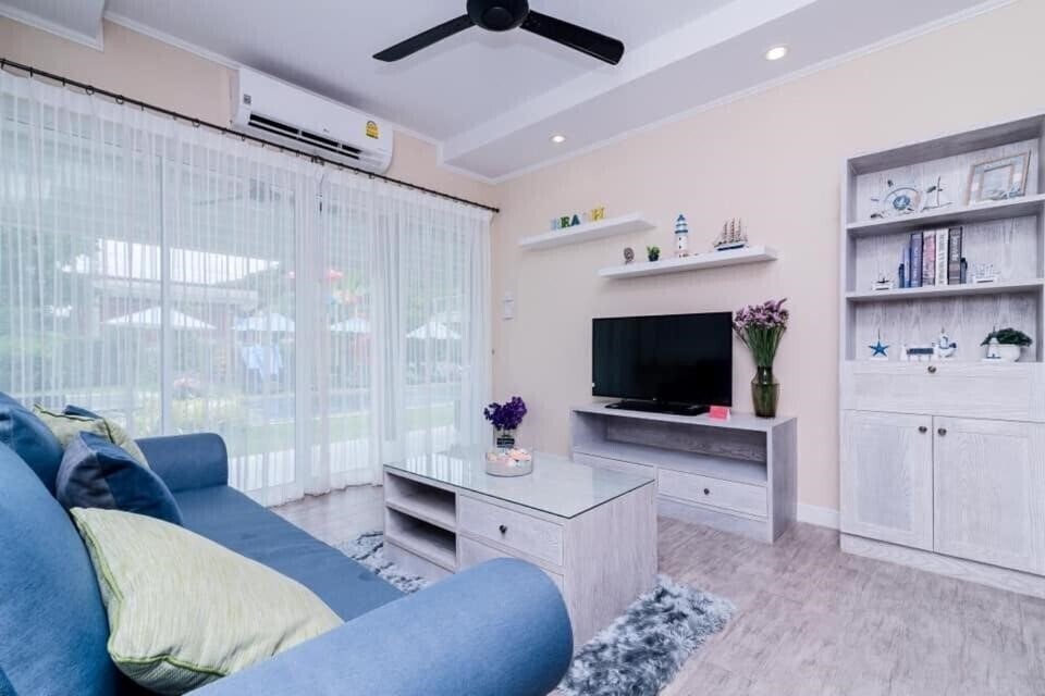 Вид Surf & Sand Resort 3*