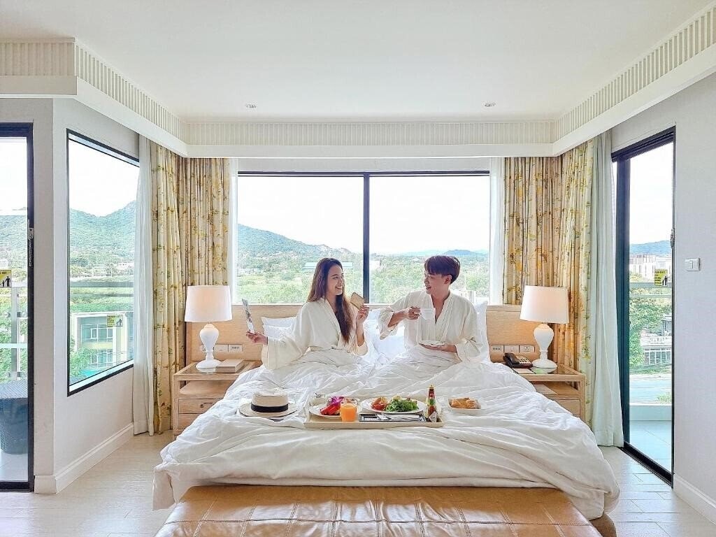 Готель Amari Hua Hin 4*