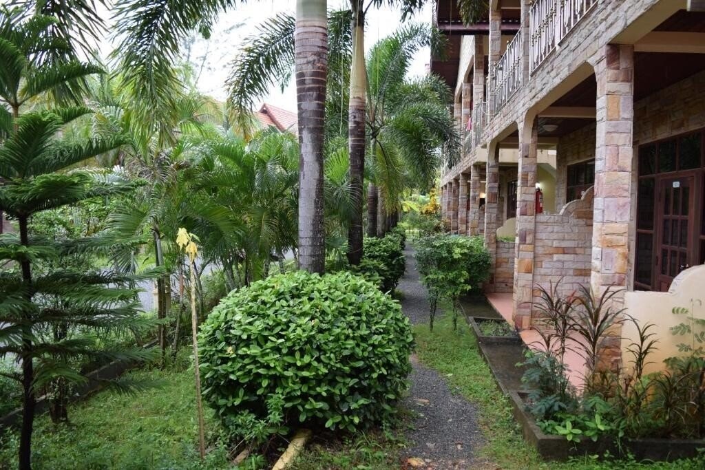 Територія Sofia Garden Resort 2*