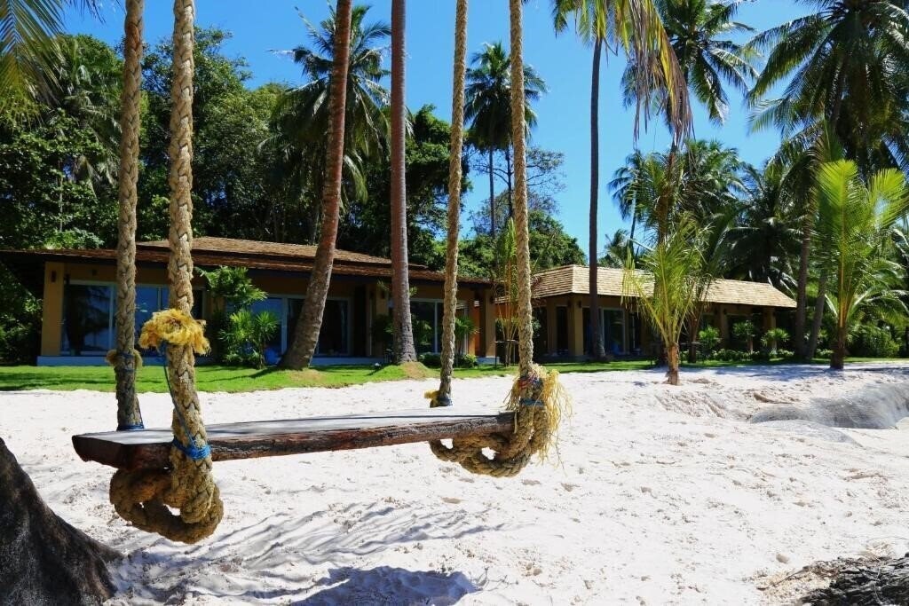 Вид Peninsula Beach Resort 4*