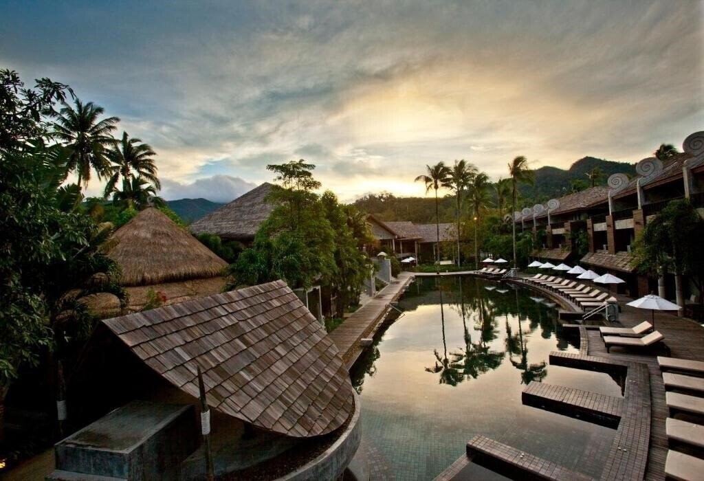 Отель Dewa Koh Chang 4*
